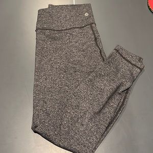 Lululemon size 12 align 25